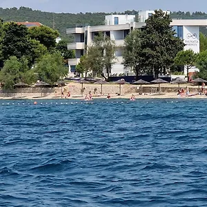 https://apartments-dalmatia-infinity.hotelinzadar.com